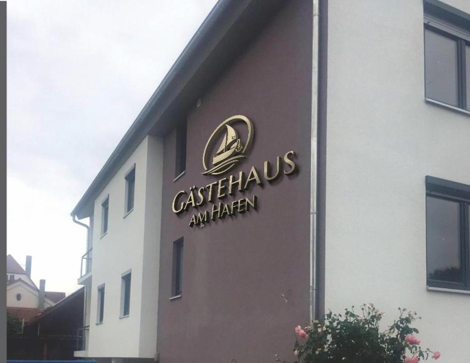 1A Gaestehaus Am Hafen Nuremberg Exterior photo